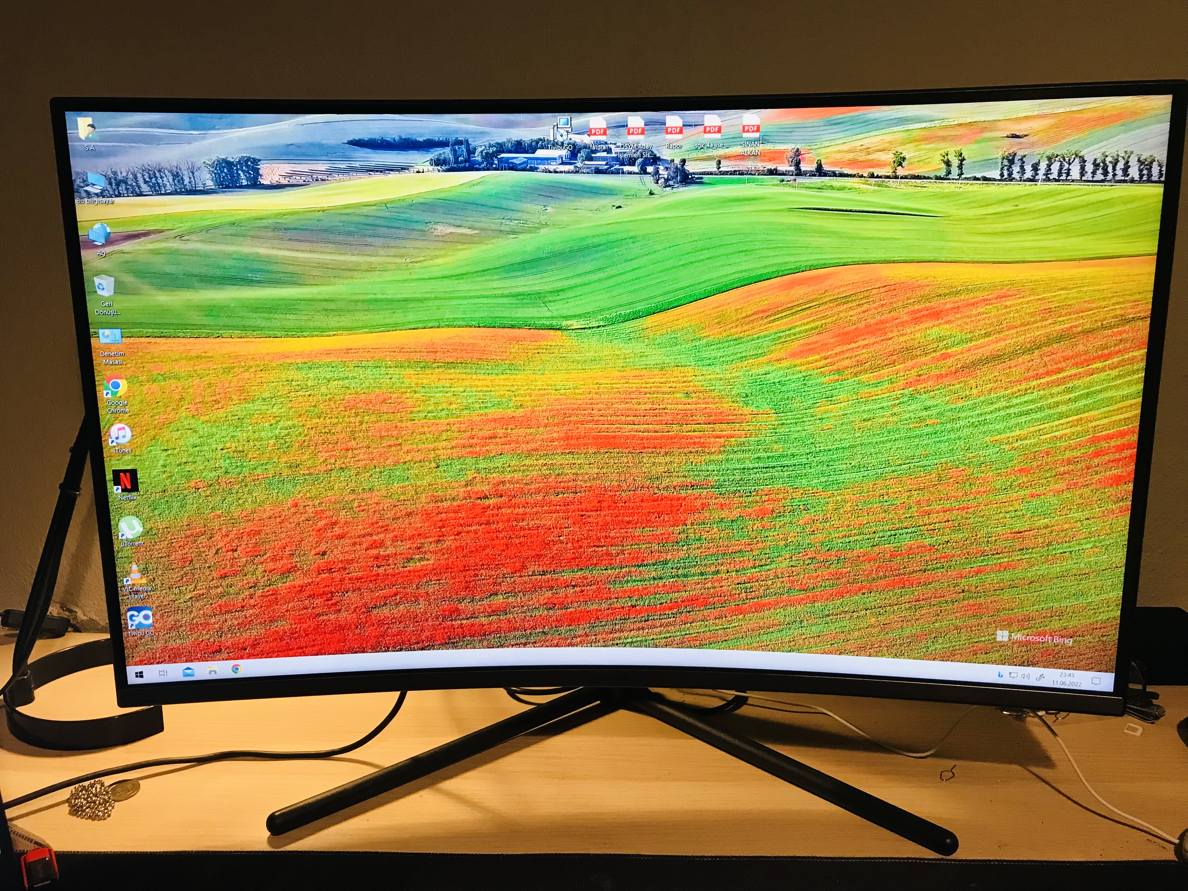 Samsung 31.5' LU32R590CWMXUF 4K CURVED MONİTÖR | DonanımHaber Forum