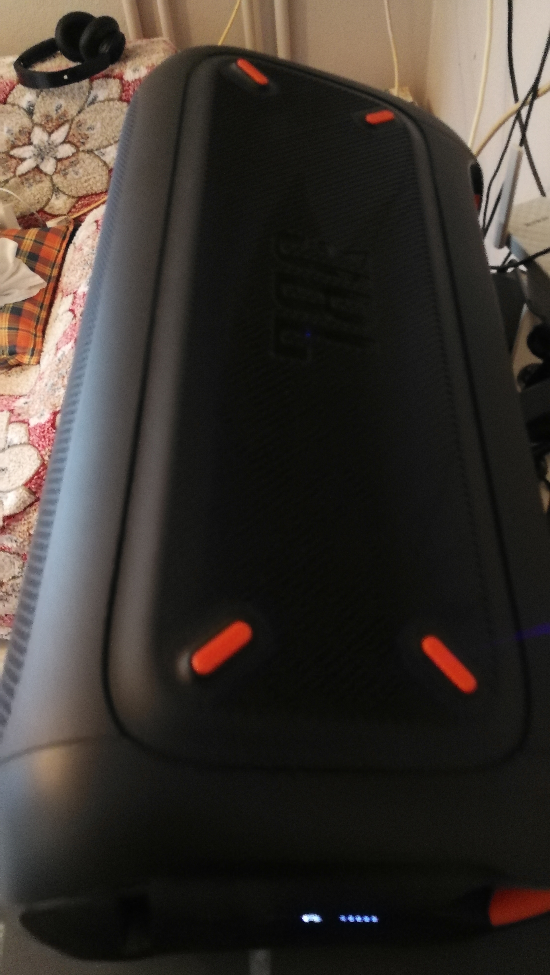 JBL PartyBox 100 Taşınabilir Bluetooth Hoparlör | DonanımHaber Forum