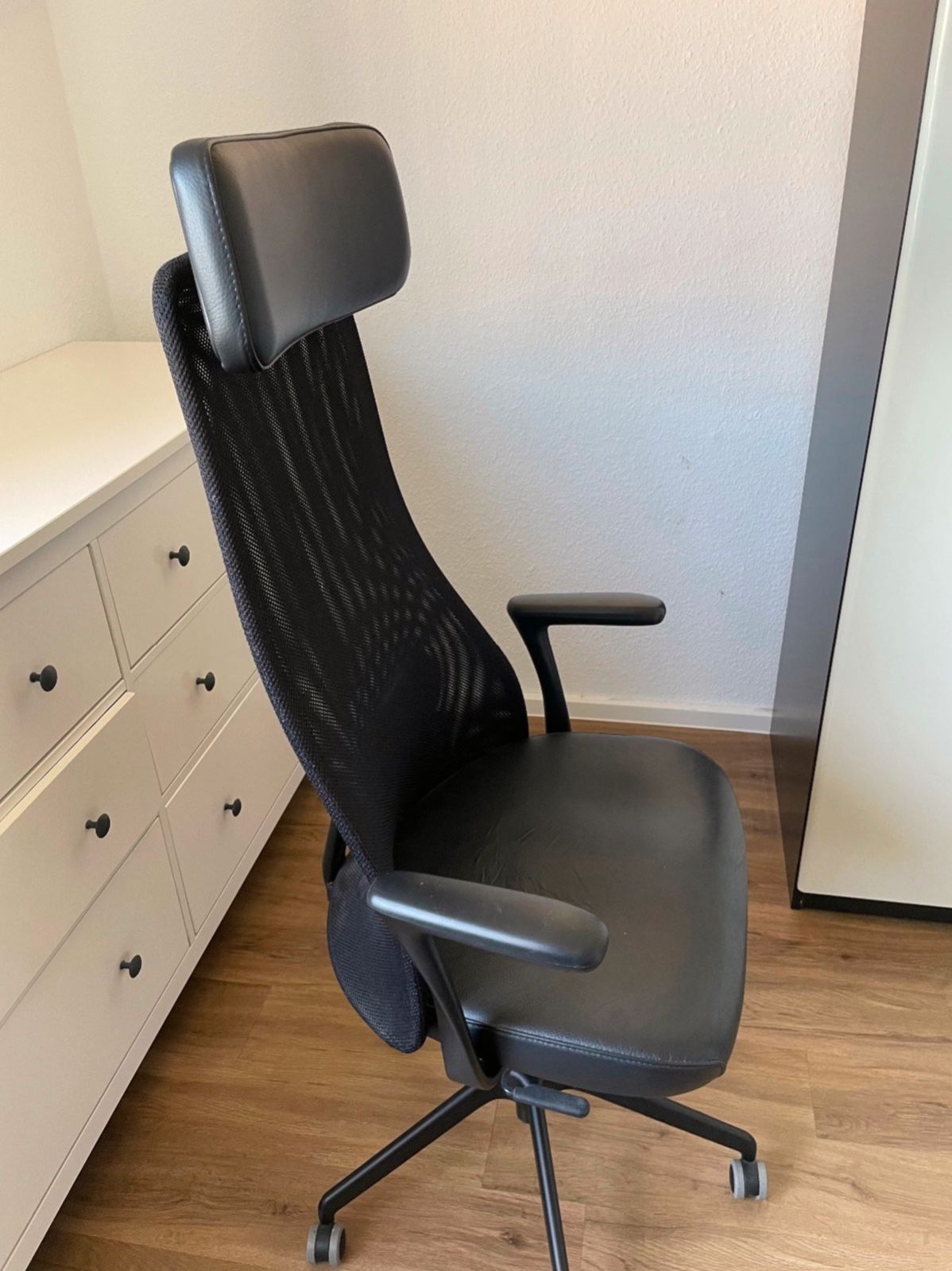Ikea Jarvfjallet Çalışma Sandalyesi | DonanımHaber Forum