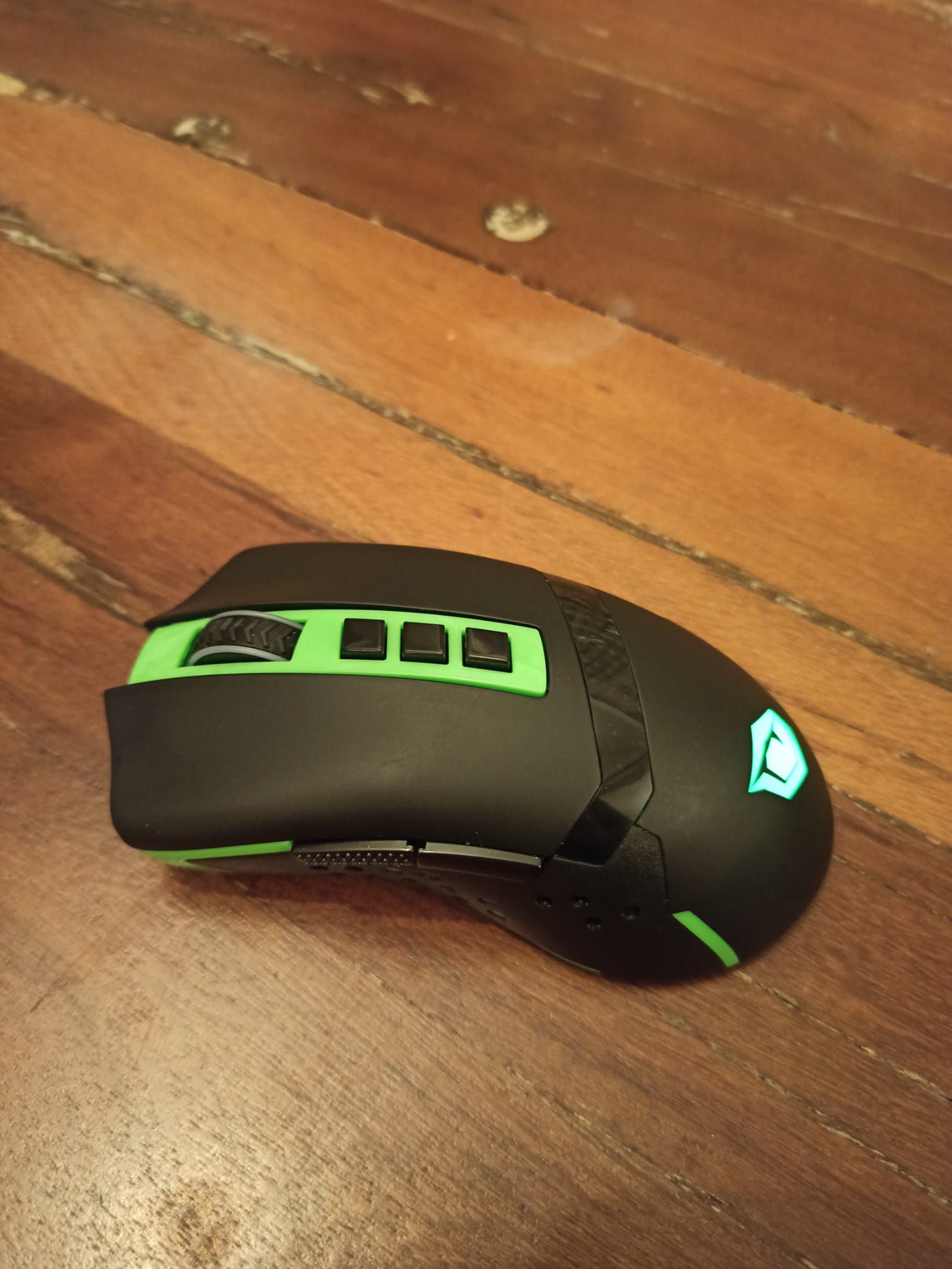 Monster Pusat V9 ve Logitech G300S | DonanımHaber Forum