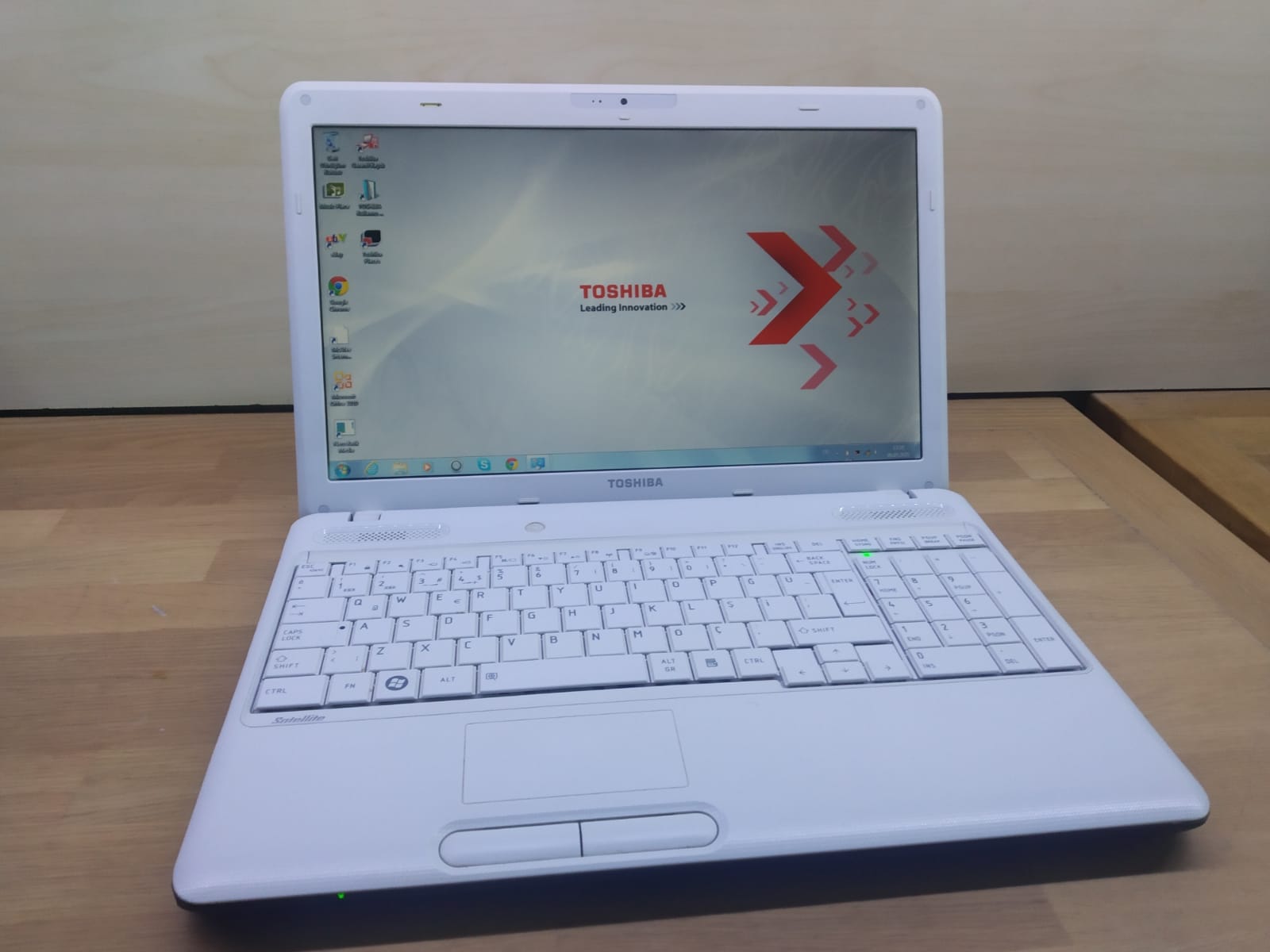 SATILDI] Toshiba Satellite C660D Laptop 1500 TL | DonanımHaber Forum