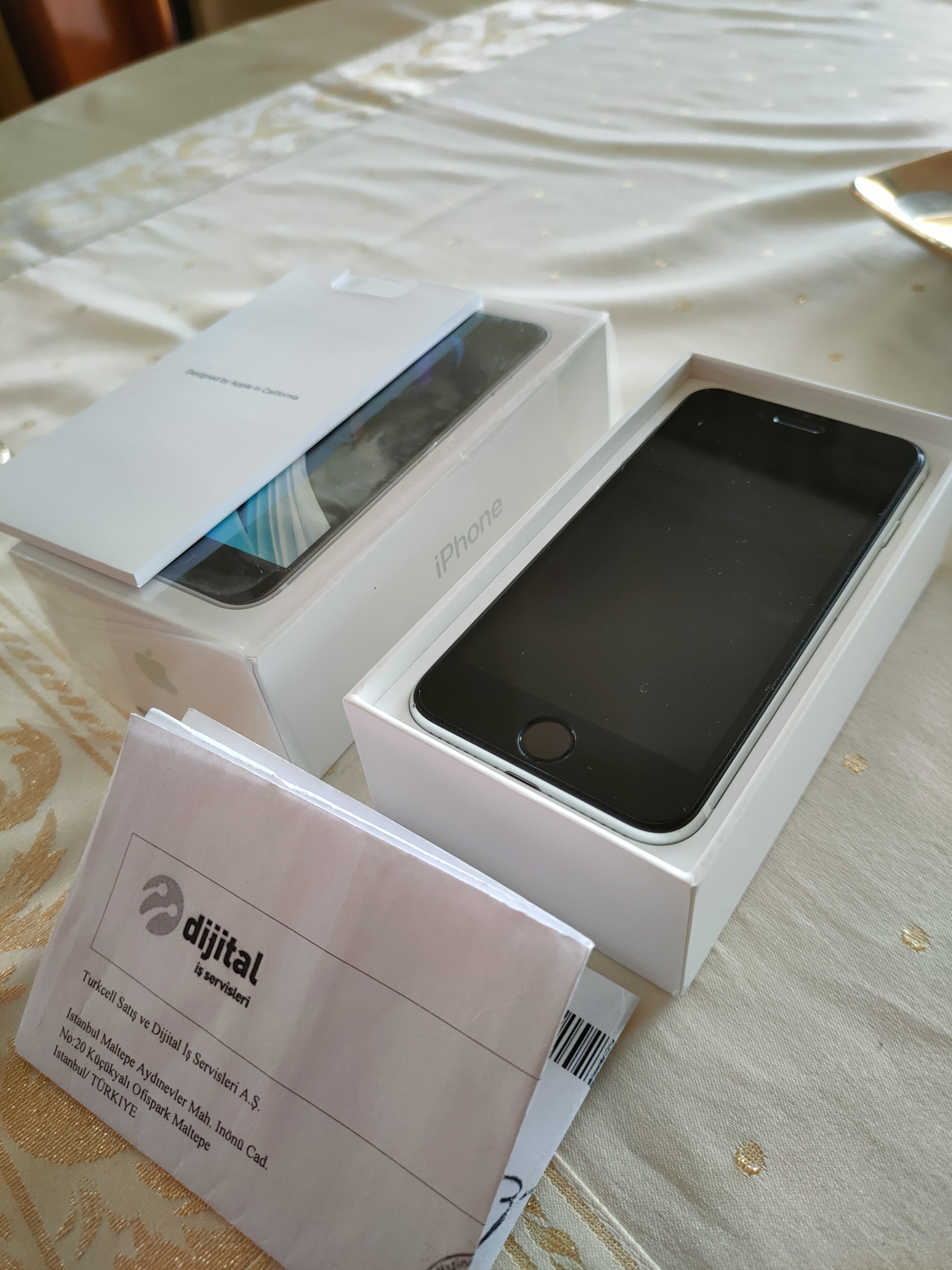 iPhone SE 2020 Beyaz 128GB Garantili iOS 14.3 | DonanımHaber Forum